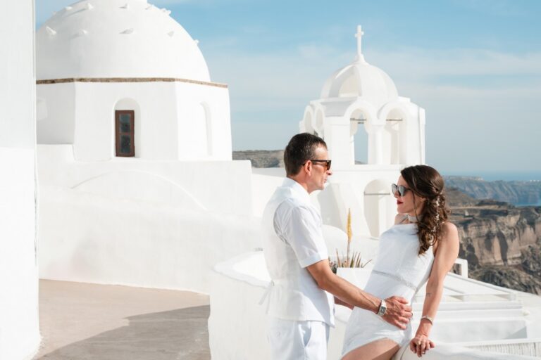 A beautiful destination elopement in Santorini, Greece!